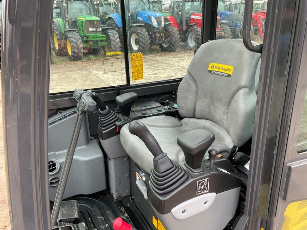 New Holland E19C