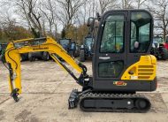 New Holland E19C