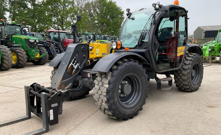 NEW HOLLAND TH7.37 ELITE