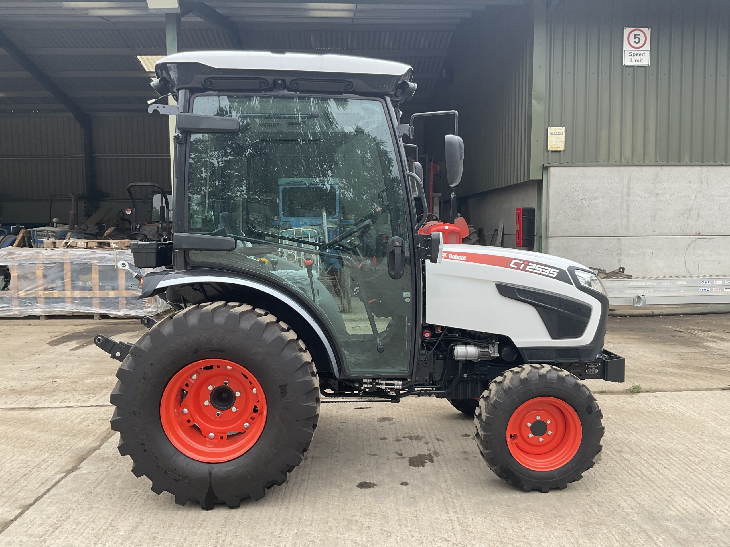 BOBCAT CT2535