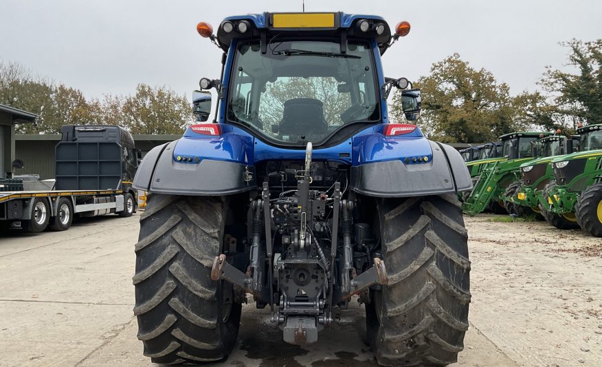 VALTRA T154
