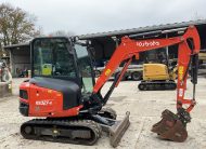 KUBOTA KX027-4