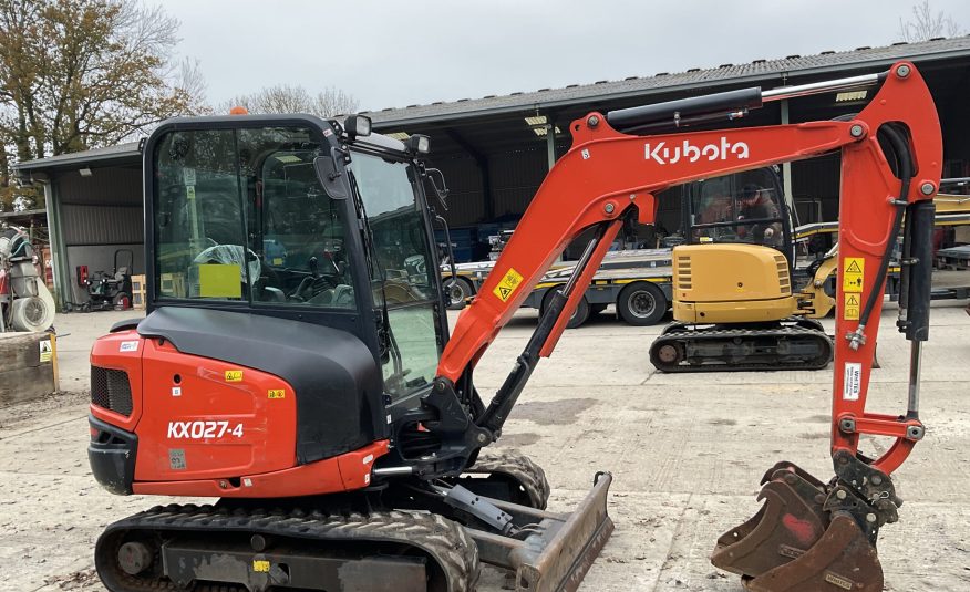 KUBOTA KX027-4