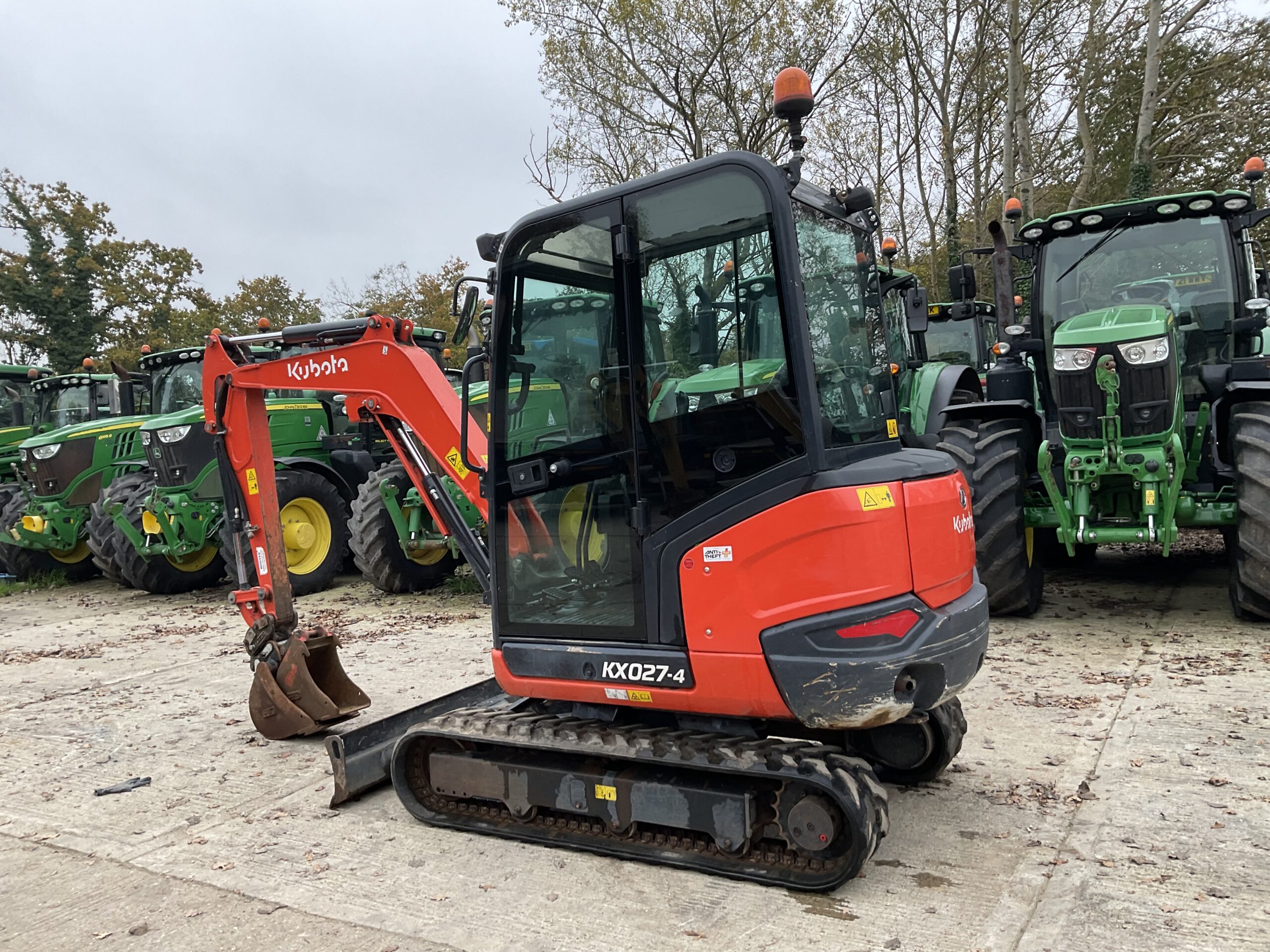 KUBOTA KX027-4
