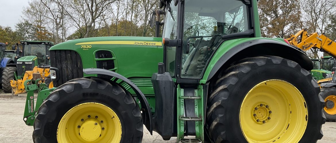 John Deere 7530 Premium: krachtige tractoren voor zware landbouwwerkzaamheden