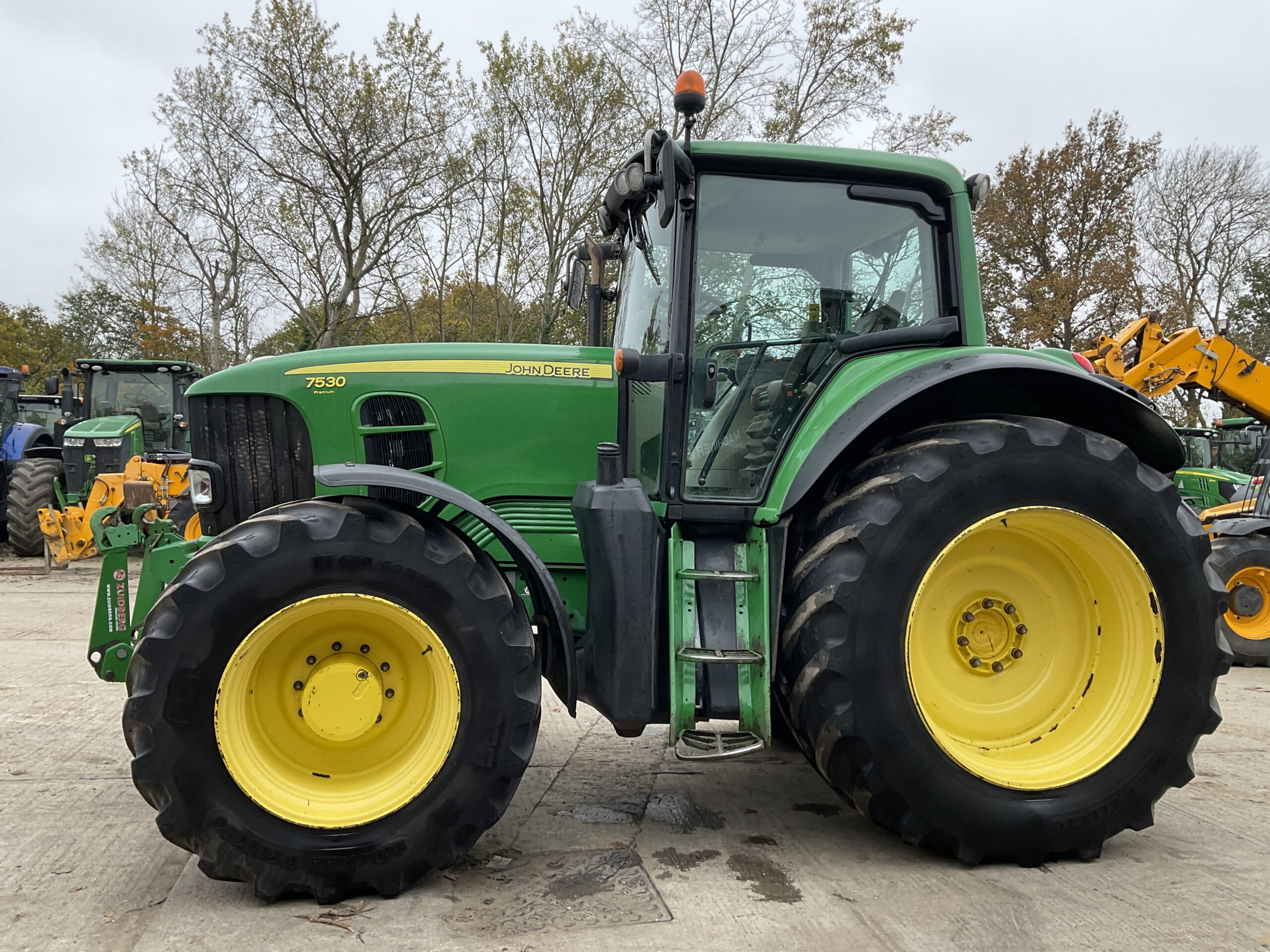 JOHN DEERE 7530 PREMIUM