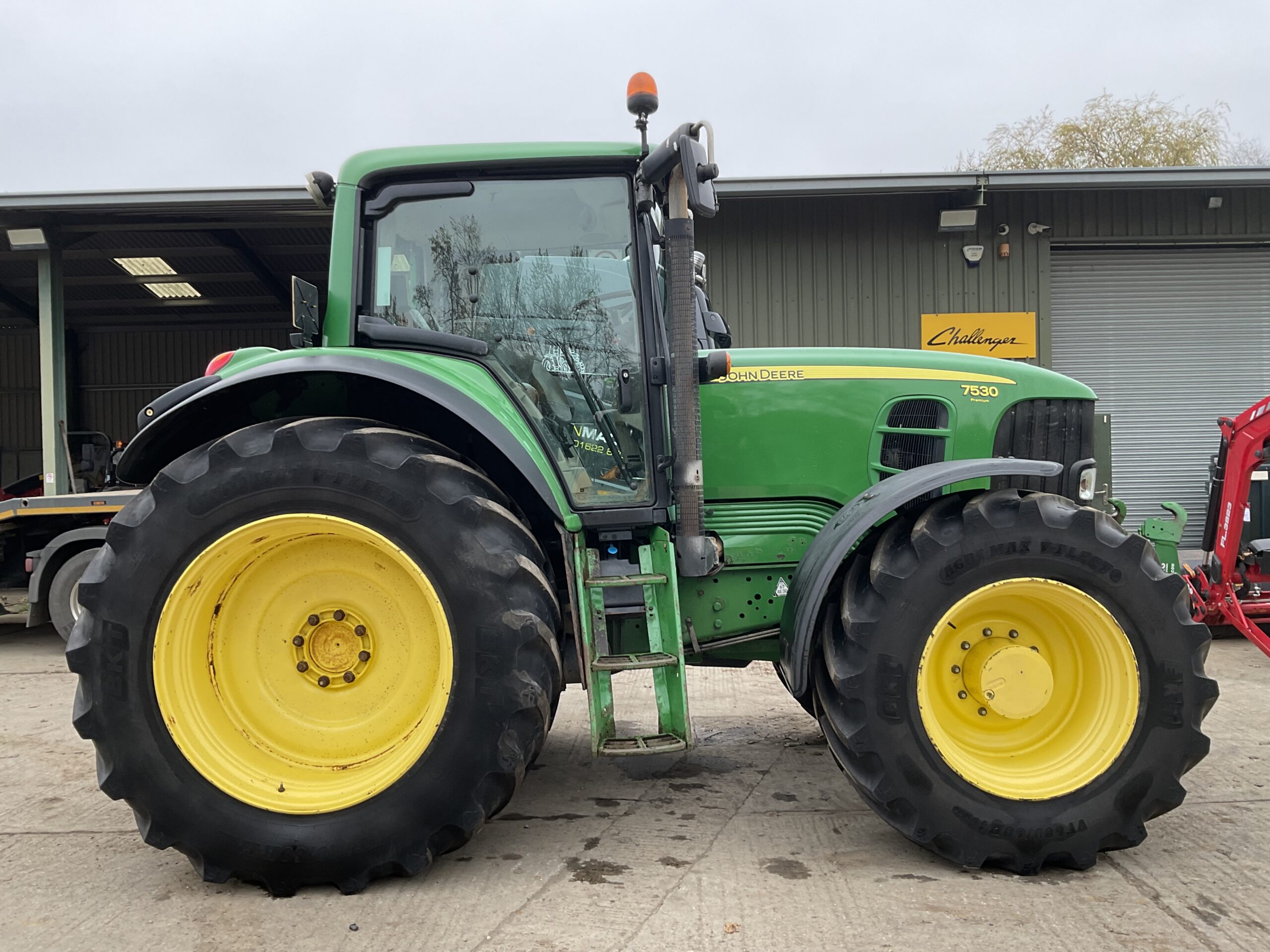 JOHN DEERE 7530 PREMIUM
