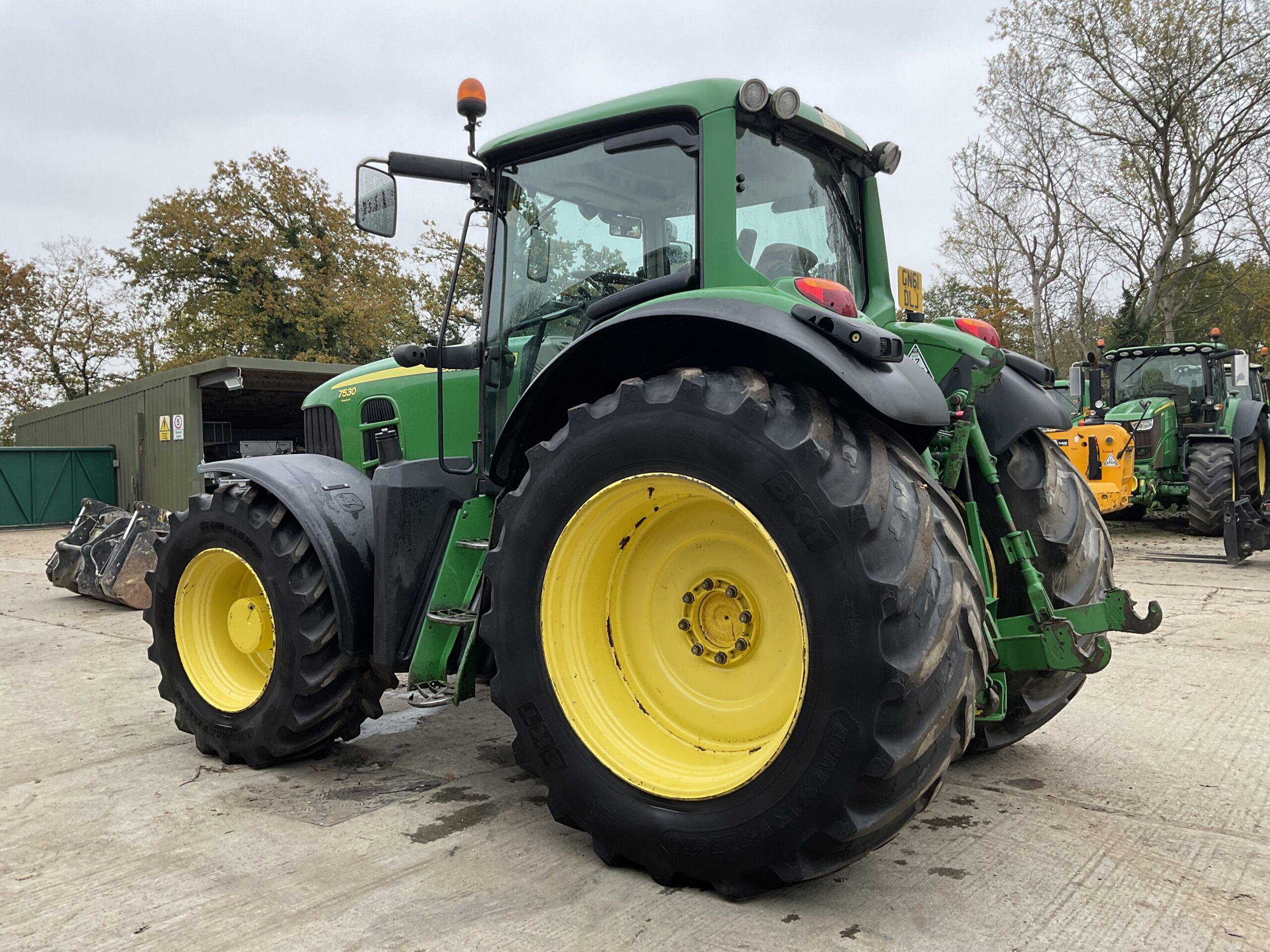 JOHN DEERE 7530 PREMIUM